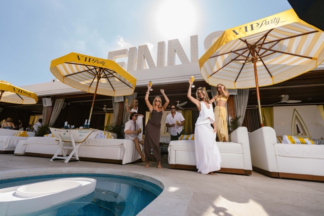VVIP Rooftop Cabana